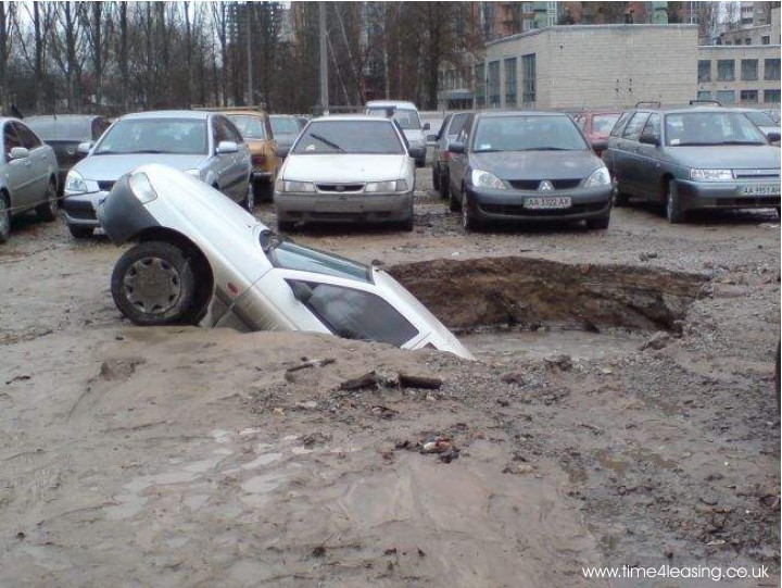 car_hole