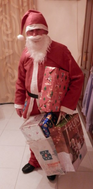 Sicilian Housewife - Sicilian Father Christmas