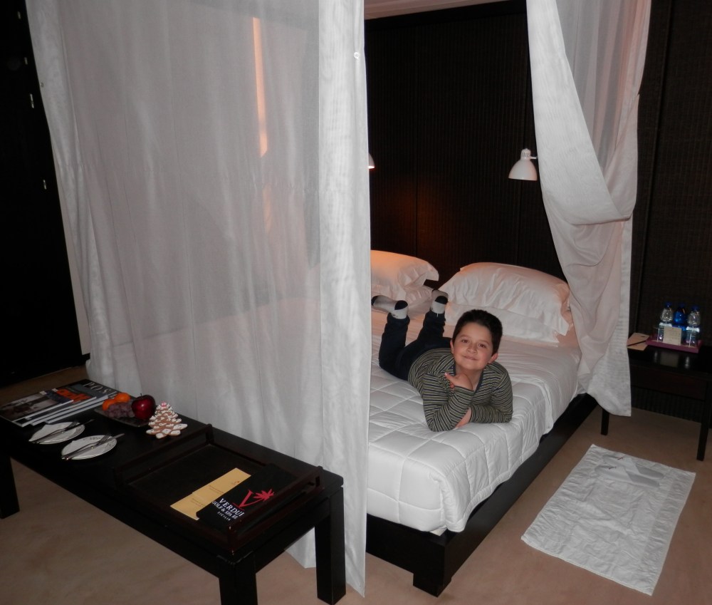 Sicilian Housewife - four poster bed