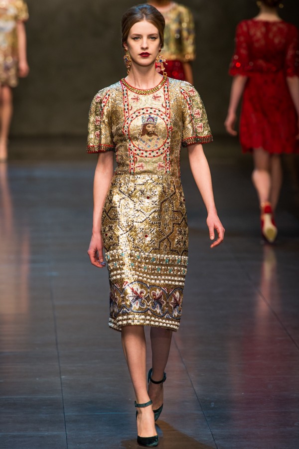 Dolce-Gabbana-Fall-Winter-2013-2014-33-600x901