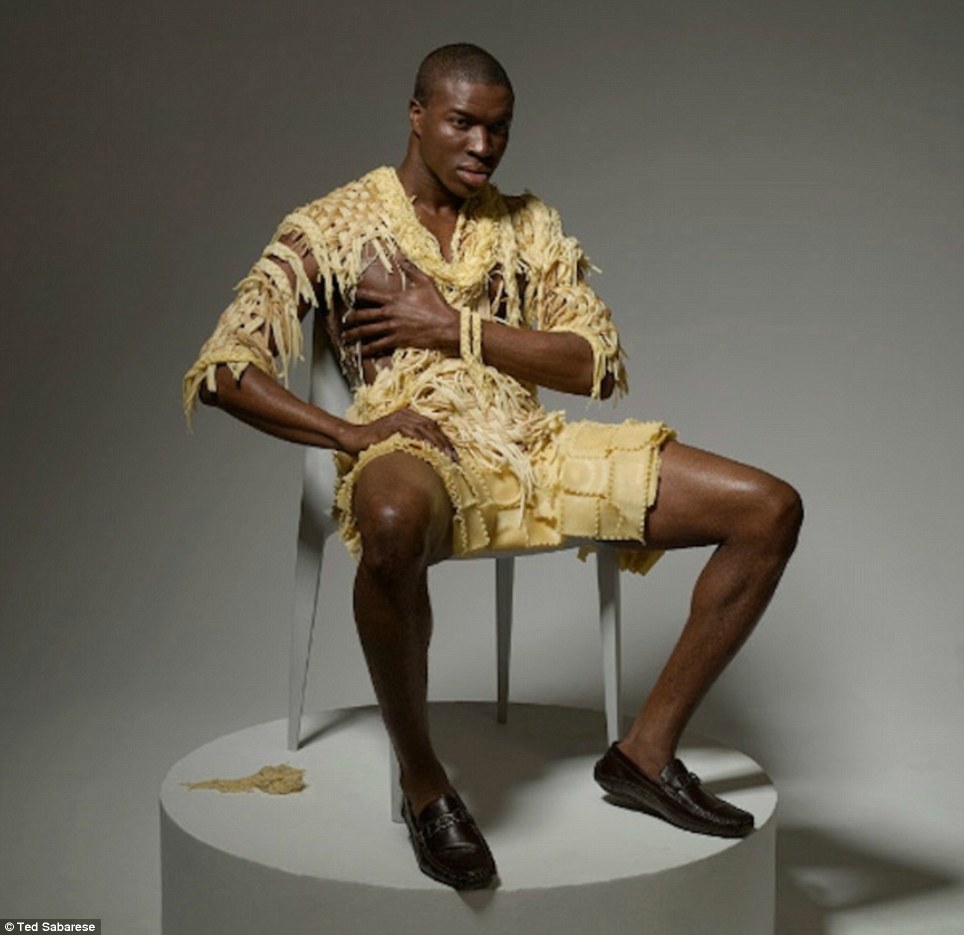 article-0-19014A66000005DC-213_964x935