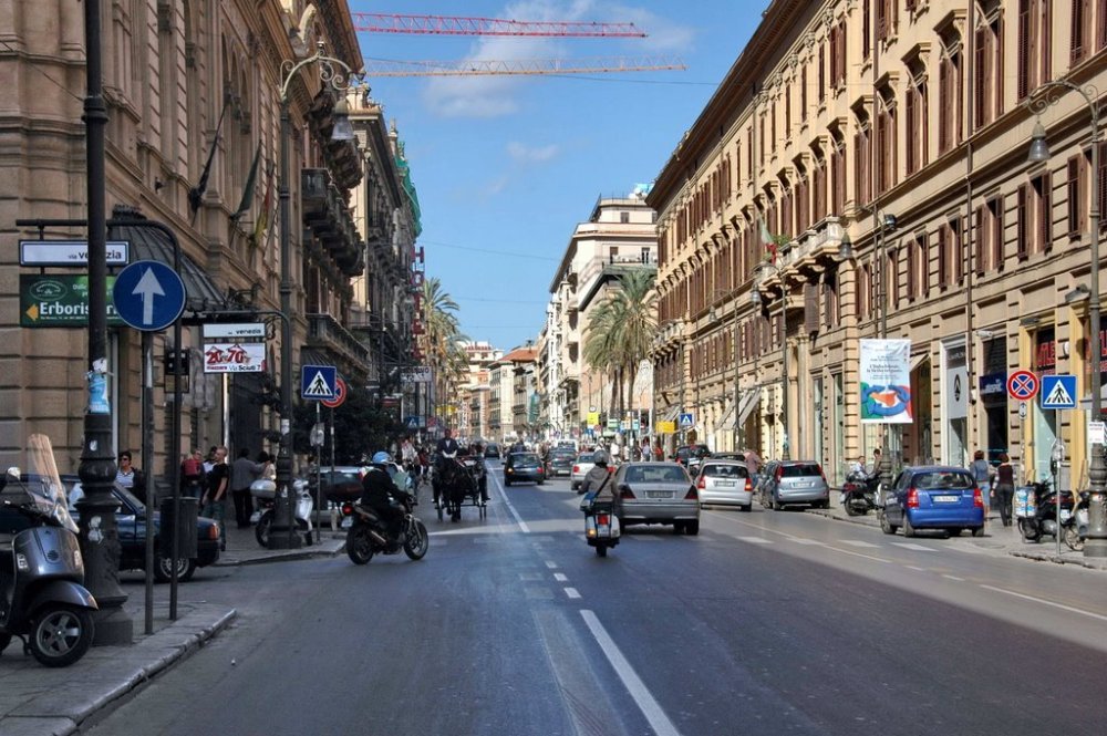 Via Roma