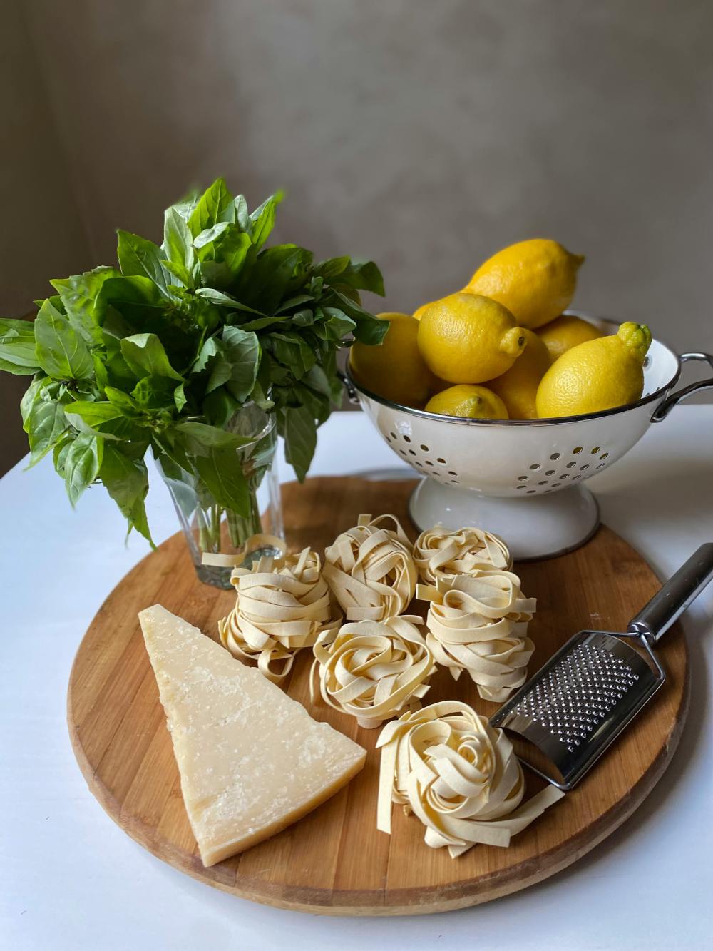 Vatican Spaghetti: A Five-Minute Pasta Recipe with Sicilian Lemon