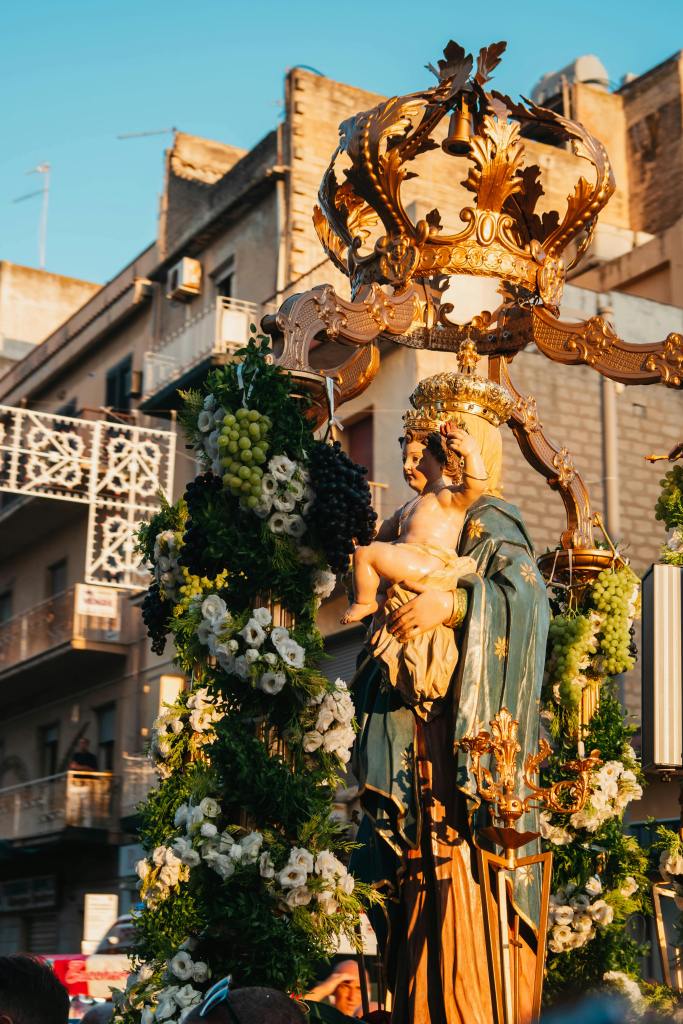 Procession of St. Mary in gela, Sicily - Photo by Peppe Occhipinti